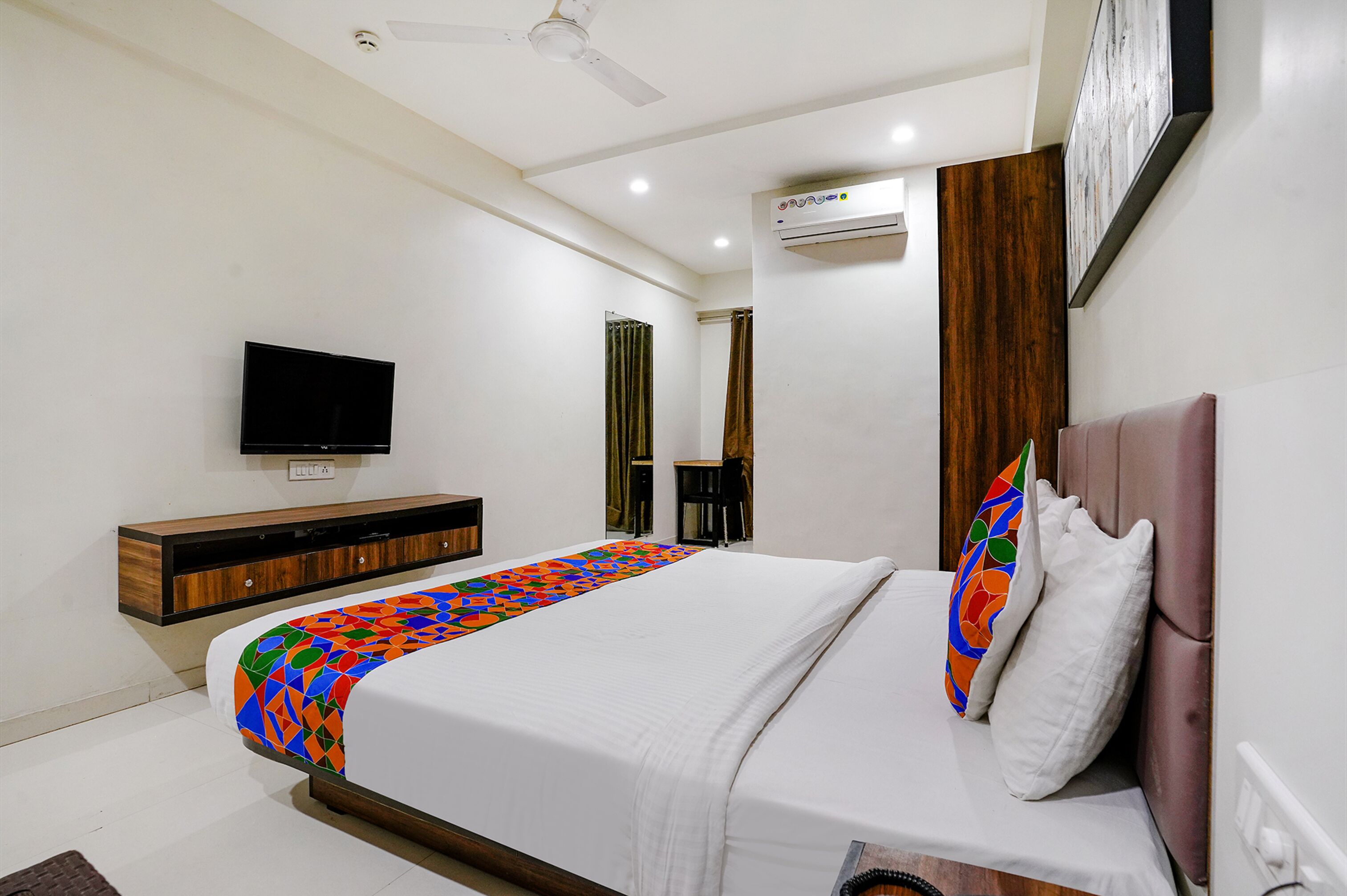 Photo - FabHotel La Victoria - Galaxy Circle