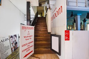 Lobby - Fabexpress Coco Homes (Candolim)