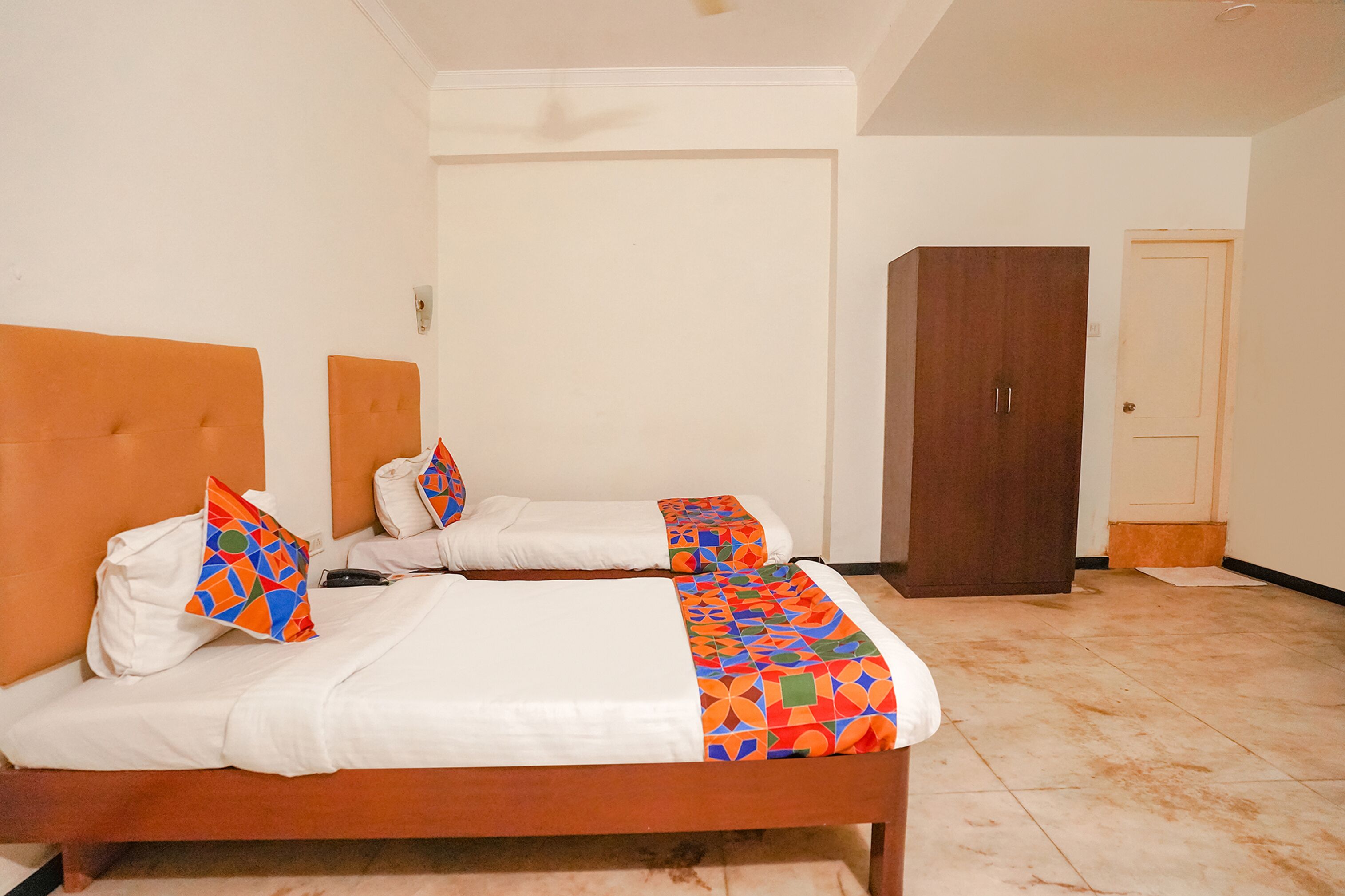 Photo - FabExpress Planet Grande