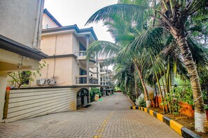 Exterior - iNDO Homtel (Saligao)