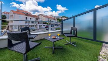 Deluxe Studio | Terrace/patio