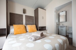 2 Schlafzimmer, Reisekinderbett, WLAN