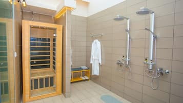 Chambre Double Confort, sauna | Salle de bain