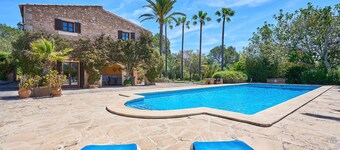 Mal Ric, large rustic Mallorcan-style finca for 8 people with pool