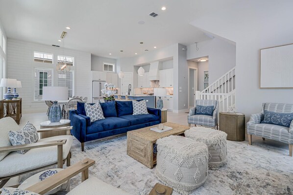 تلفزيون ذكي، مشغل دي في دي، كُتُب، مكتبة فيديو