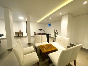 Villa | Dining