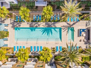 Outdoor pool - Embark Apartments (Fremont)