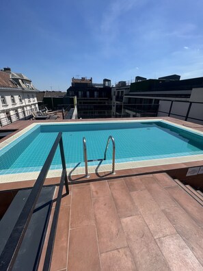 Piscine extérieure, piscine chauffée