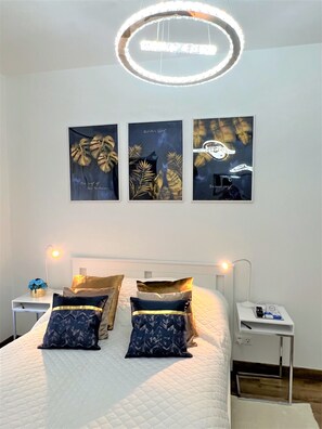 1 bedroom, iron/ironing board, travel cot, free WiFi