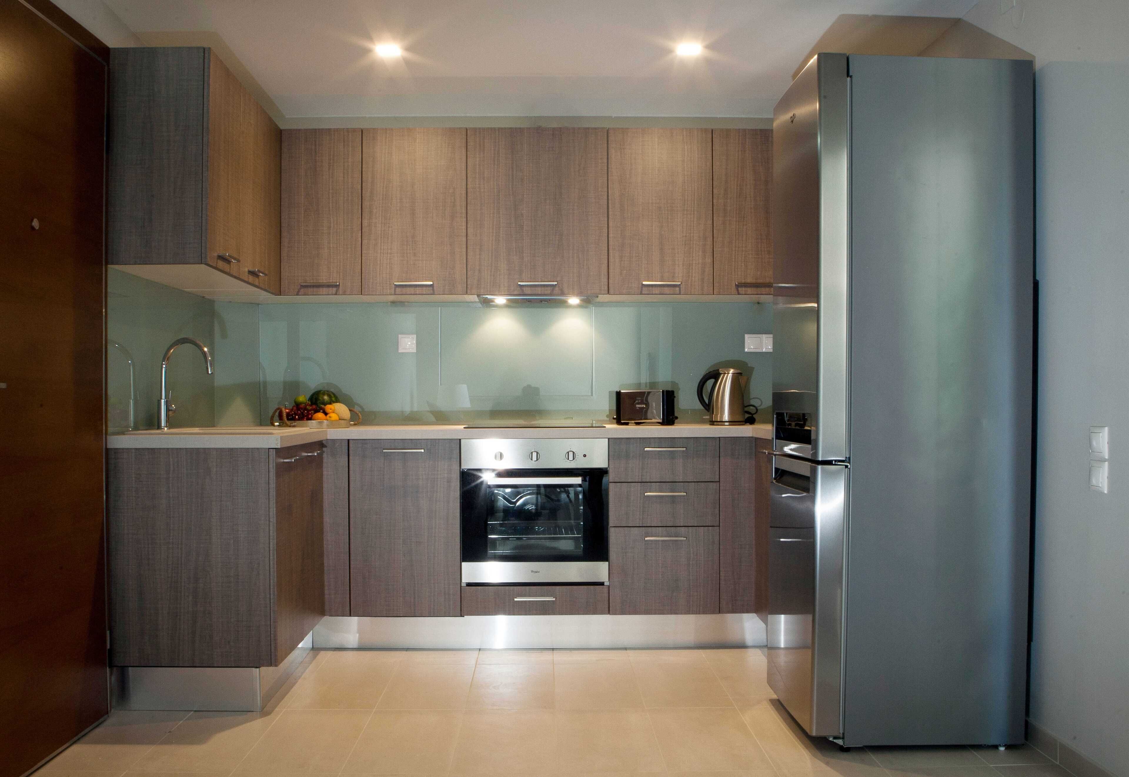 Kühlschrank, Ofen, Herdplatte, Geschirrspüler