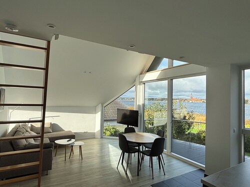 This beautiful 3-room vacation apartment with gallery leaves nothing to be desired