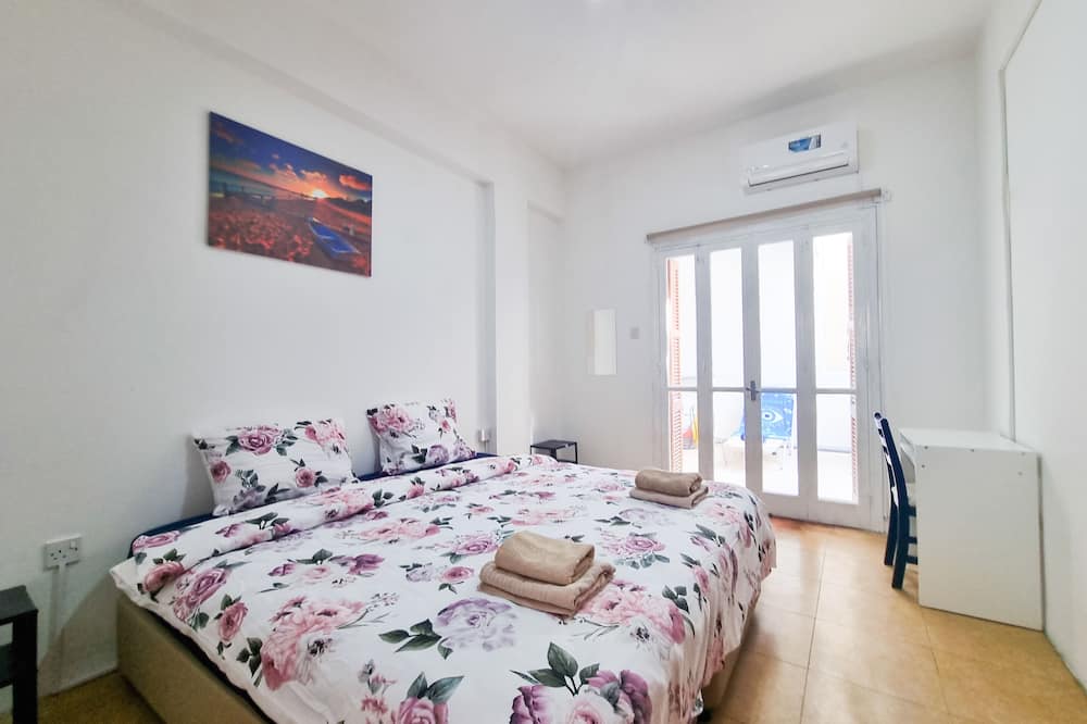 CityCenter Rooms Next to the Beach