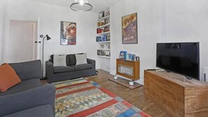 Apartment, 2 Queen Beds | Living area - 2-bedroom Apartment in Camden (London)