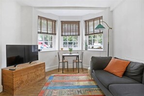 Apartment, 2 Queen Beds | Living area - 2-bedroom Apartment in Camden (London)