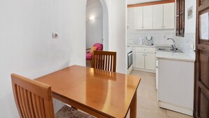 Basic Apartment | Private kitchen | Mini-fridge, oven, toaster, cookware/dishes/utensils - Temperes Apartments (Corfu)