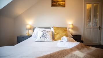 Apartment | 1 bedroom, iron/ironing board, free WiFi, bed sheets