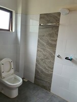 Ducha y cabezal de ducha tipo lluvia