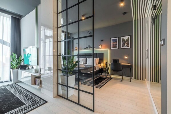 Classic Apartment, 1 King Bed with Sofa bed