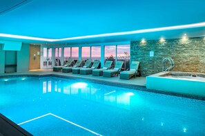 Pool - 13 Carrack Widden - amazing sea views with spa passes (St Ives)