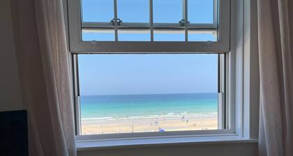 4 Crusoes - amazing sea views