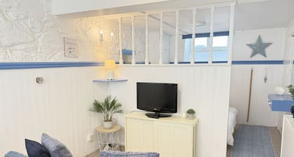 Surfers Nest a modern fisherman’s lodge