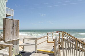 On the beach - Two Bedroom, Two Bathroom Ocean Dunes Condo (Kure Beach)