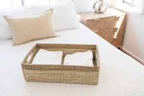 3 Schlafzimmer, Schreibtisch, Bügeleisen/Bügelbrett, WLAN