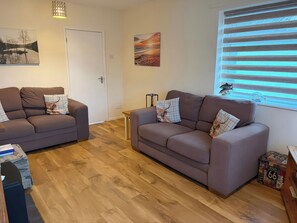 Cottage | Living area | Video-game console - Jacuma (Rhosneigr)