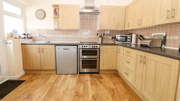 Fridge, dishwasher, electric kettle, toaster