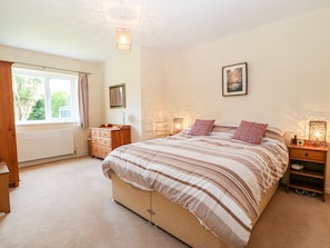 3 habitaciones, decoración personalizada y muebles diferentes