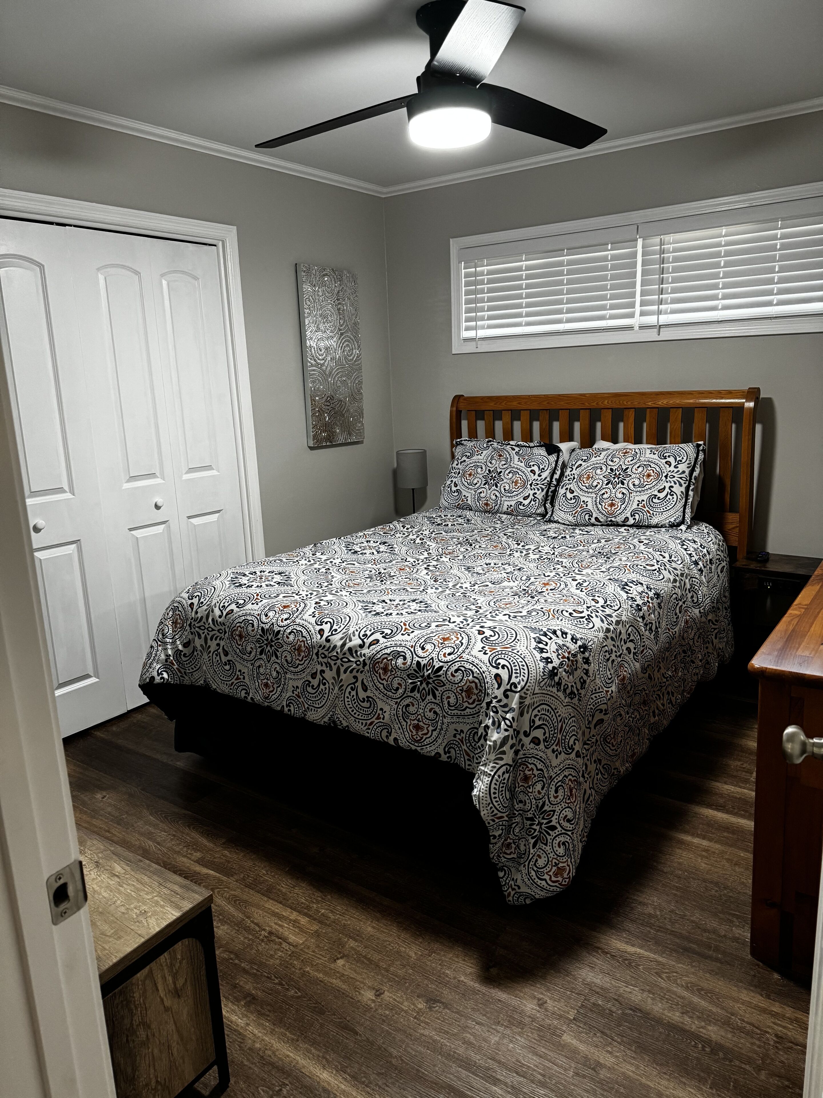 3 多间卧室、熨斗/熨衣板、免费 WiFi、床单