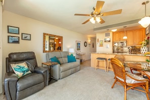 Condo, 1 Bedroom | Living area