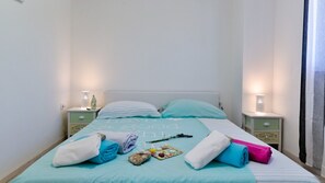 3 bedrooms, iron/ironing board, WiFi, bed sheets - Charming Villa Stella with swimming pool (Juricani)