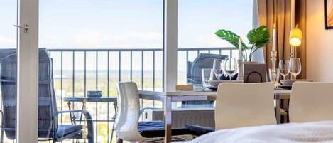 1 bedroom, desk, travel cot, free WiFi