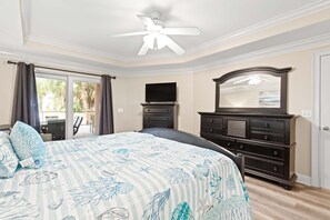 3 bedrooms, iron/ironing board, internet, bed sheets