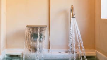 Lichaamsbehandelingen, gezichtsbehandelingen, ayurvedische behandelingen
