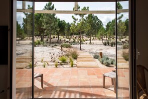 ลานระเบียง/นอกชาน