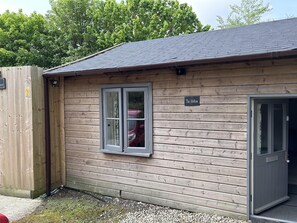 Cabin, 1 Queen Bed | Exterior