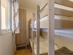 3 bedrooms