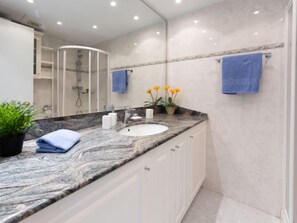Hair dryer, towels - International by Interhome (Cambrils)