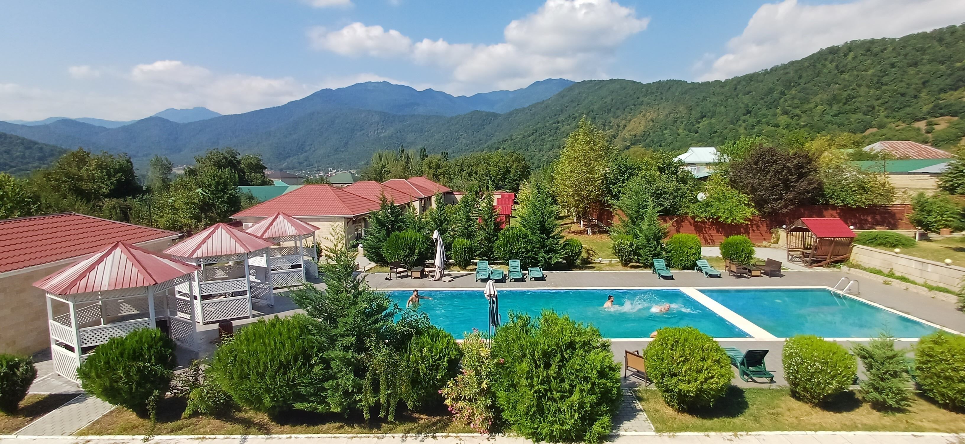 Piscina externa sazonal