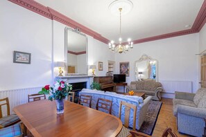 Appartement, Plusieurs lits | Restauration