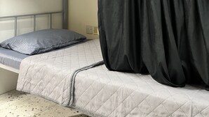 Unclassified image, 4 of 9, button - Paradiso Backpackers Haven (Abu Dhabi)