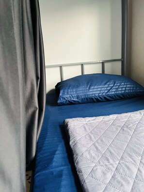 Unclassified image, 5 of 9, button - Paradiso Backpackers Haven (Abu Dhabi)