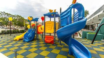 Children's play area - outdoor