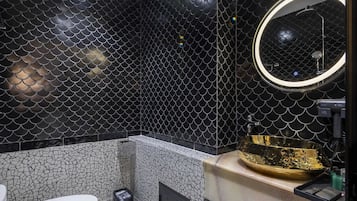 Standard Double Room | Bilik Mandi | Pancuran mandi, hulu semburan mandi hujan