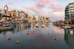 Apartment | Marina - Remarkable 2-bed Apartment in St Julians (St. Julian's)