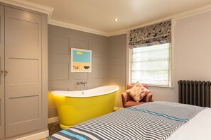 2 slaapkamers, een strijkplank/strijkijzer, gratis wifi, beddengoed
