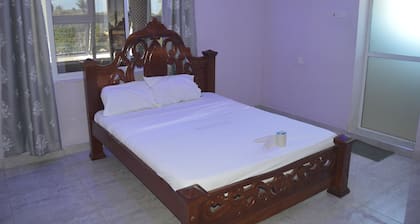 Peacock Court Hotel, Kilifi