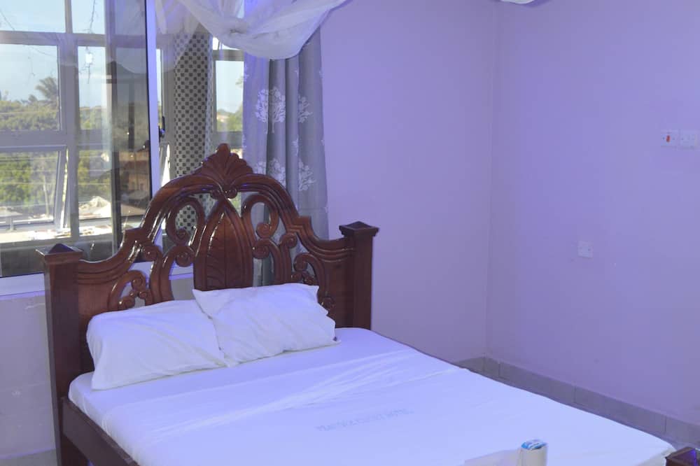 Peacock Court Hotel, Kilifi
